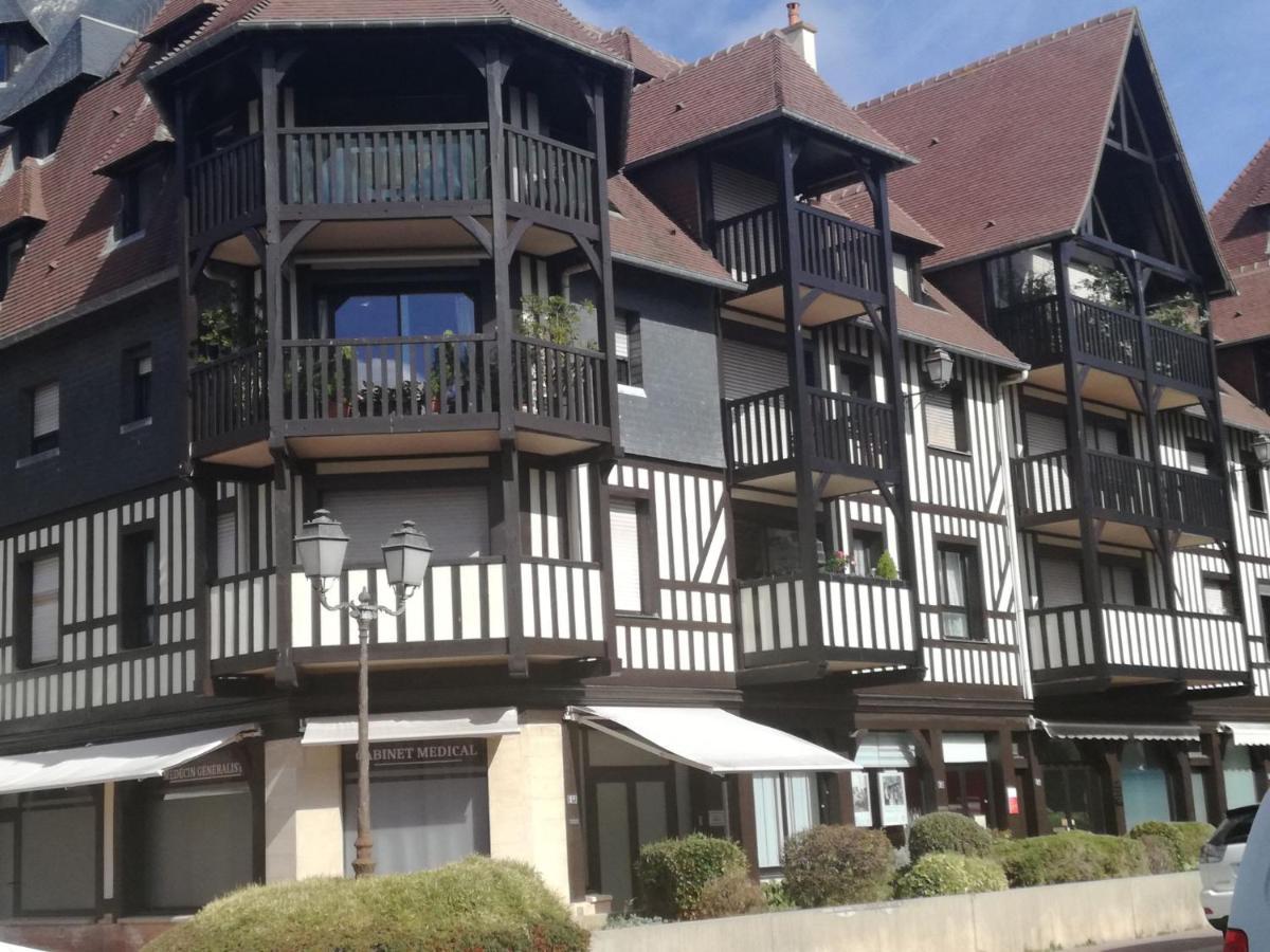 Apartment Les Jardins Du Yacht Club By Interhome Deauville Dış mekan fotoğraf